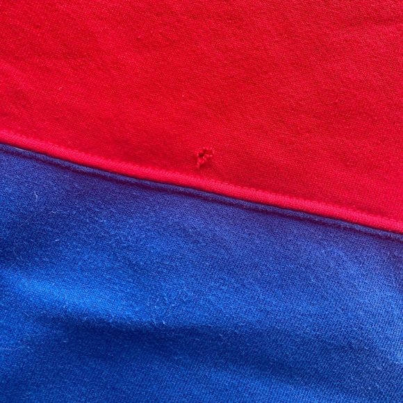 Lacoste Sweatshirt in Blue/Red/Green Size L - Picture 5 of 6